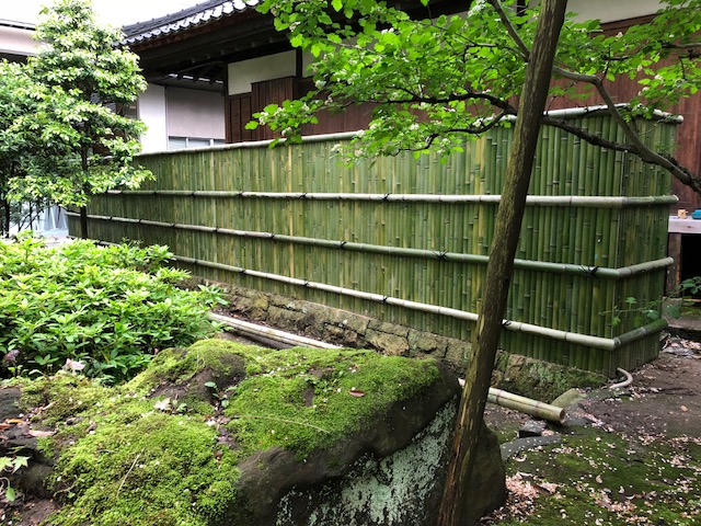 松風閣の青竹建仁寺垣